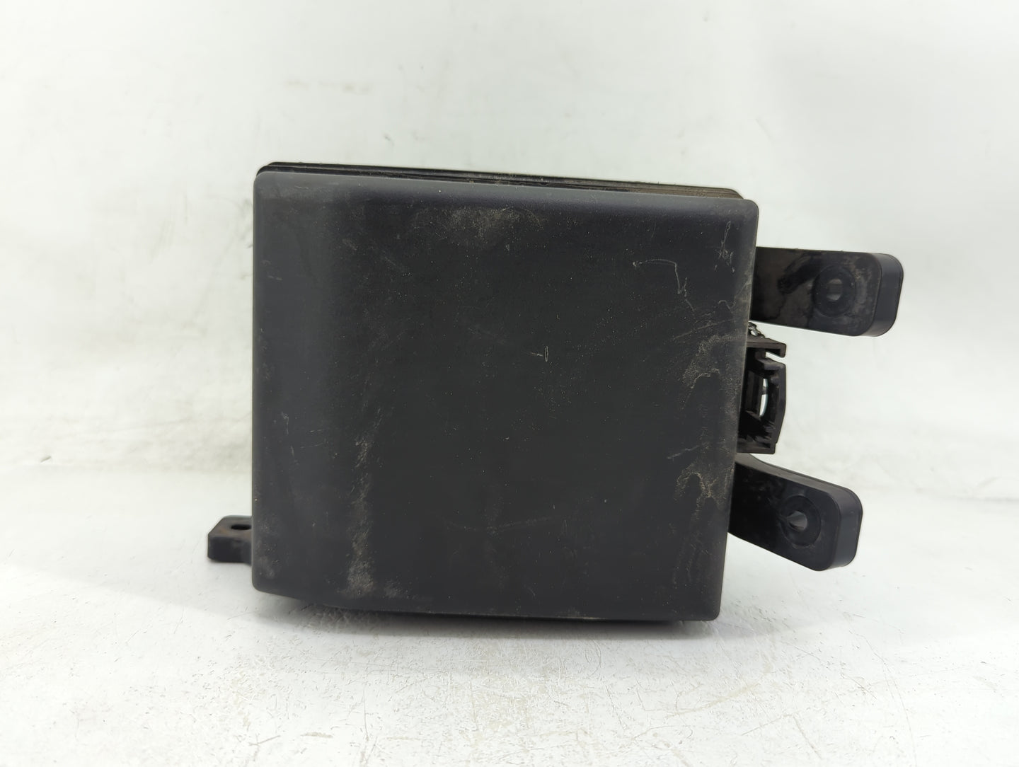 2011-2013 Kia Sportage Fusebox Fuse Box Panel Relay Module P/N:91402-2S074 Fits Fits 2011 2012 2013 OEM Used Auto Parts - Oe