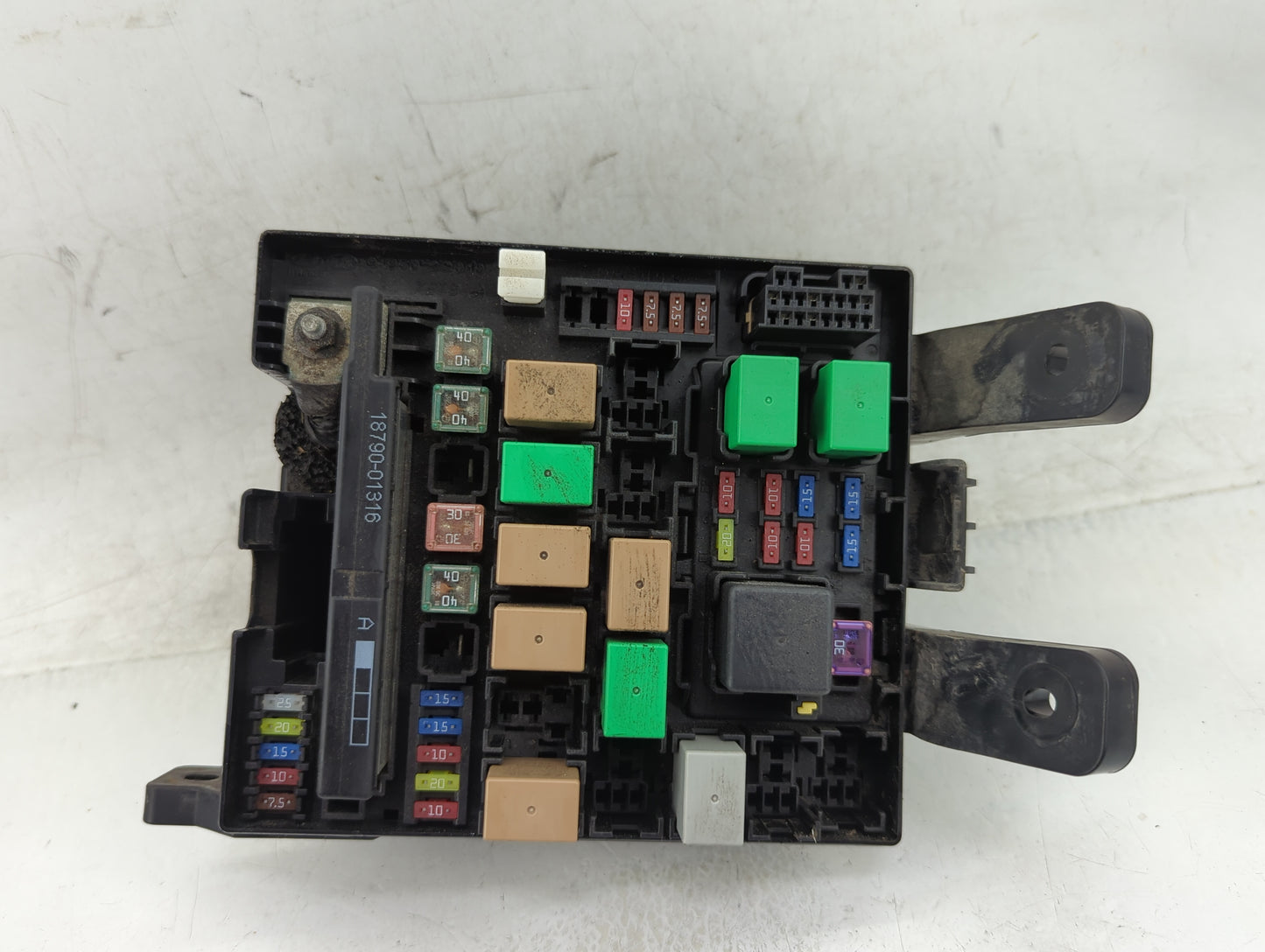 2011-2013 Kia Sportage Fusebox Fuse Box Panel Relay Module P/N:91402-2S074 Fits Fits 2011 2012 2013 OEM Used Auto Parts - Oe