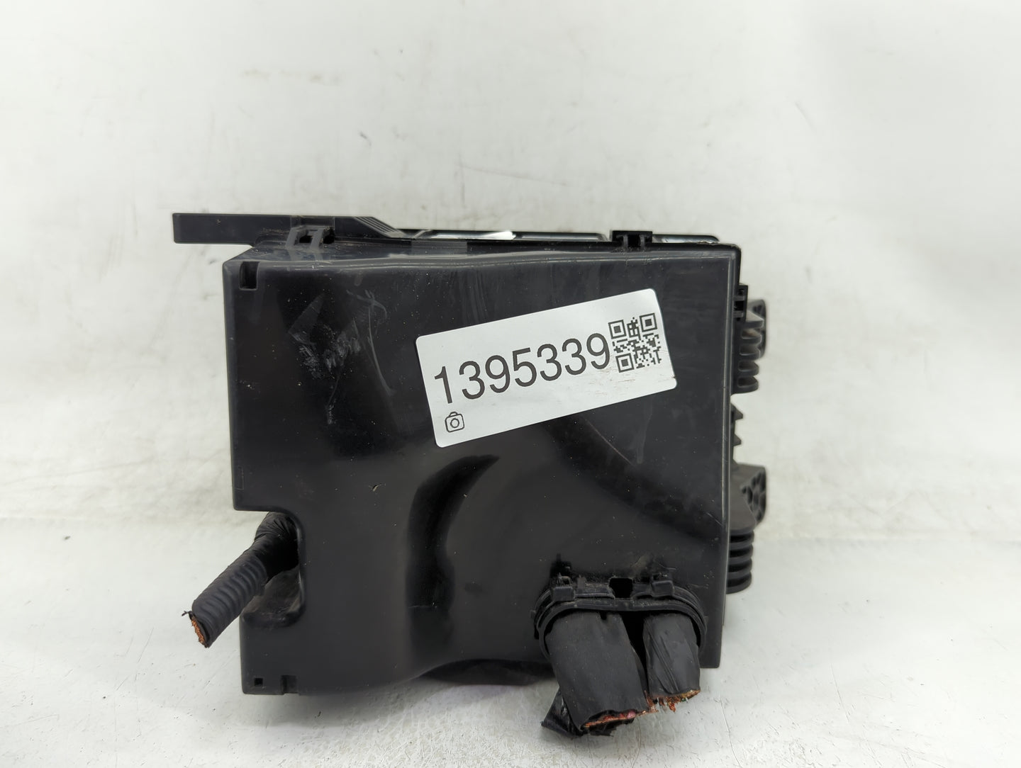 2011-2013 Kia Sportage Fusebox Fuse Box Panel Relay Module P/N:91402-2S074 Fits Fits 2011 2012 2013 OEM Used Auto Parts - Oe