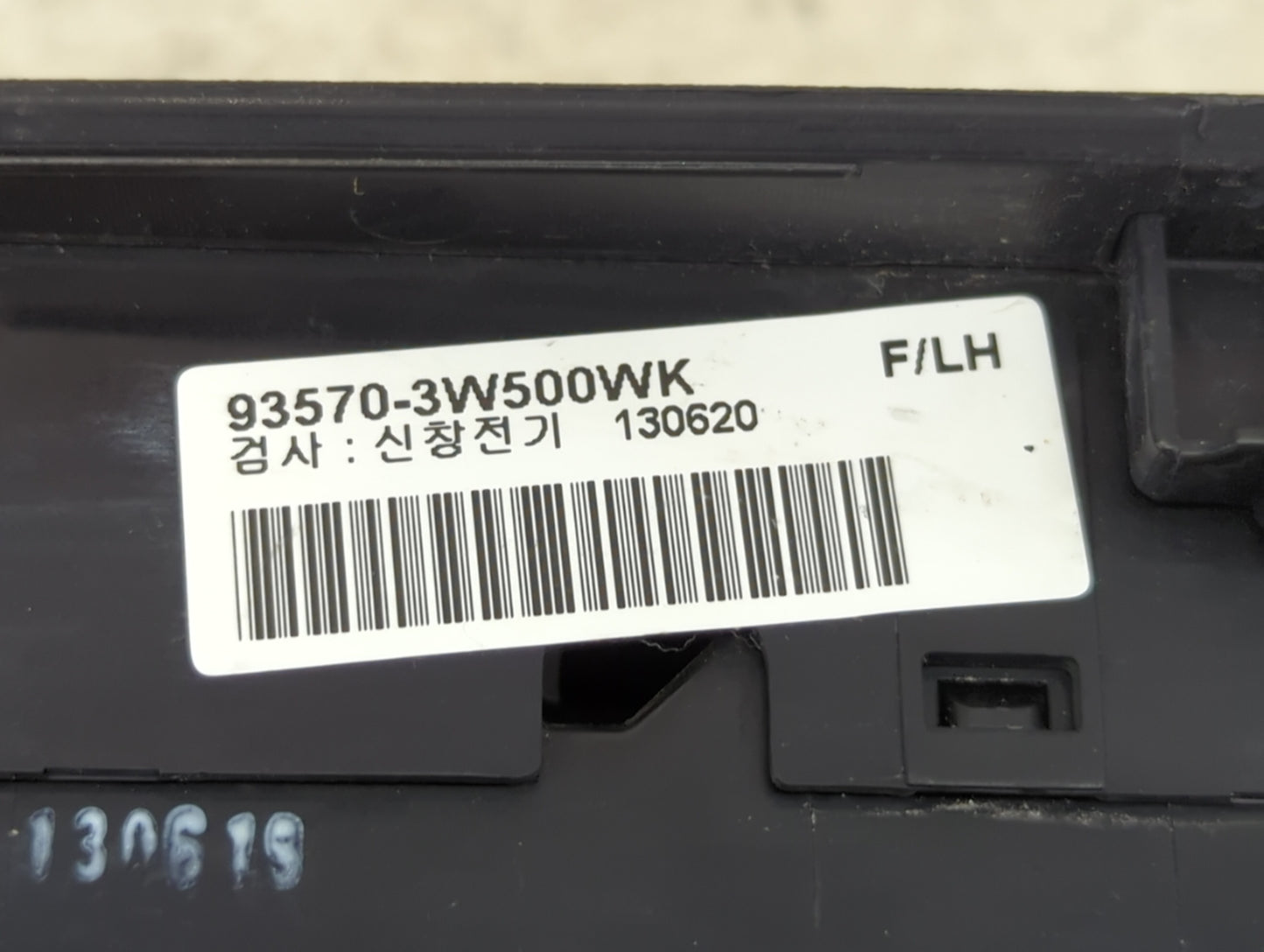2011-2016 Kia Sportage Master Power Window Switch Replacement Driver Side Left P/N:93570-3W500WK Fits OEM Used Auto Parts - 
