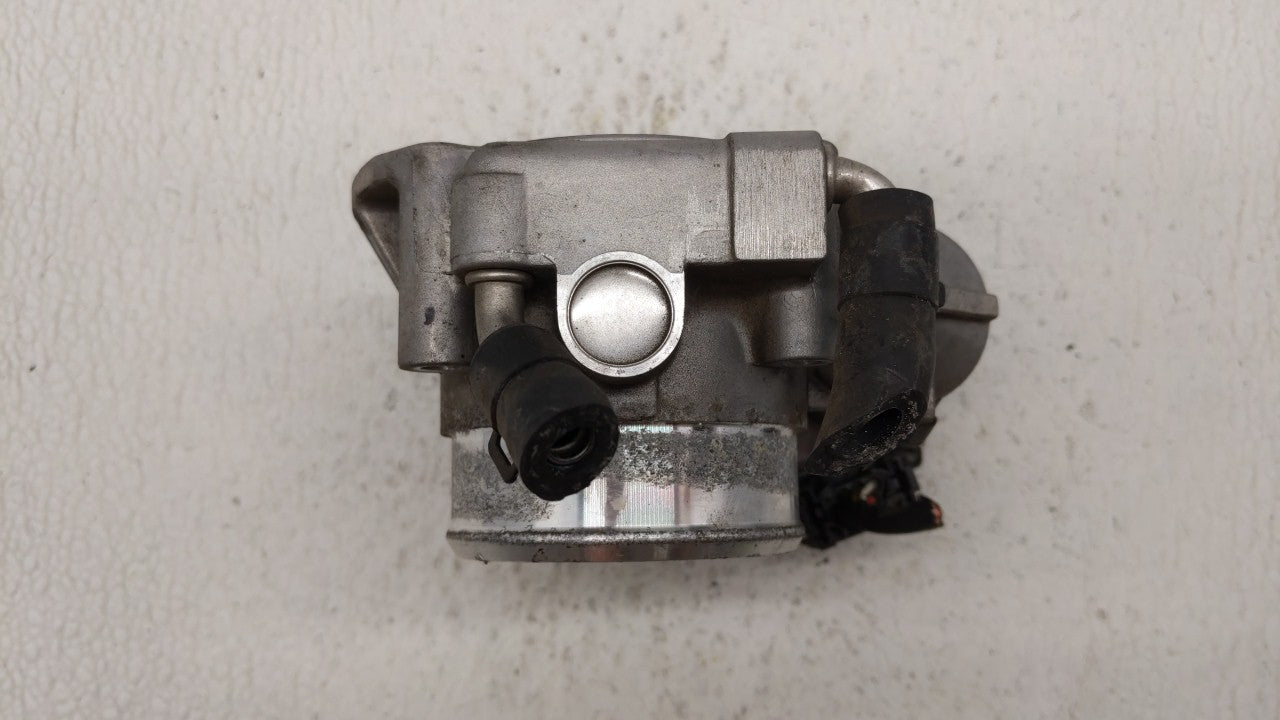 2011-2013 Kia Sportage Throttle Body P/N:35100-25400 35100-25200 Fits Fits 2006 2007 2008 2009 2010 2011 2012 2013 OEM Used 