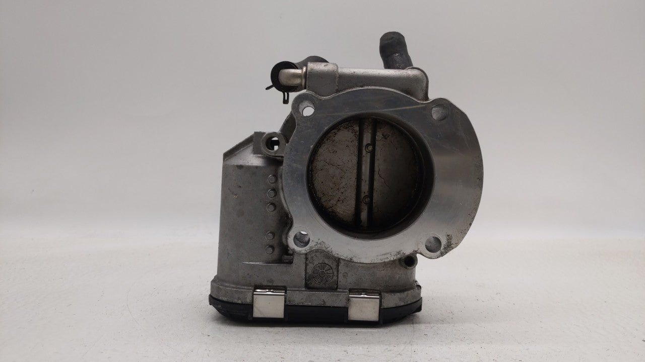 2011-2013 Kia Sportage Throttle Body P/N:35100-25400 35100-25200 Fits Fits 2006 2007 2008 2009 2010 2011 2012 2013 OEM Used 