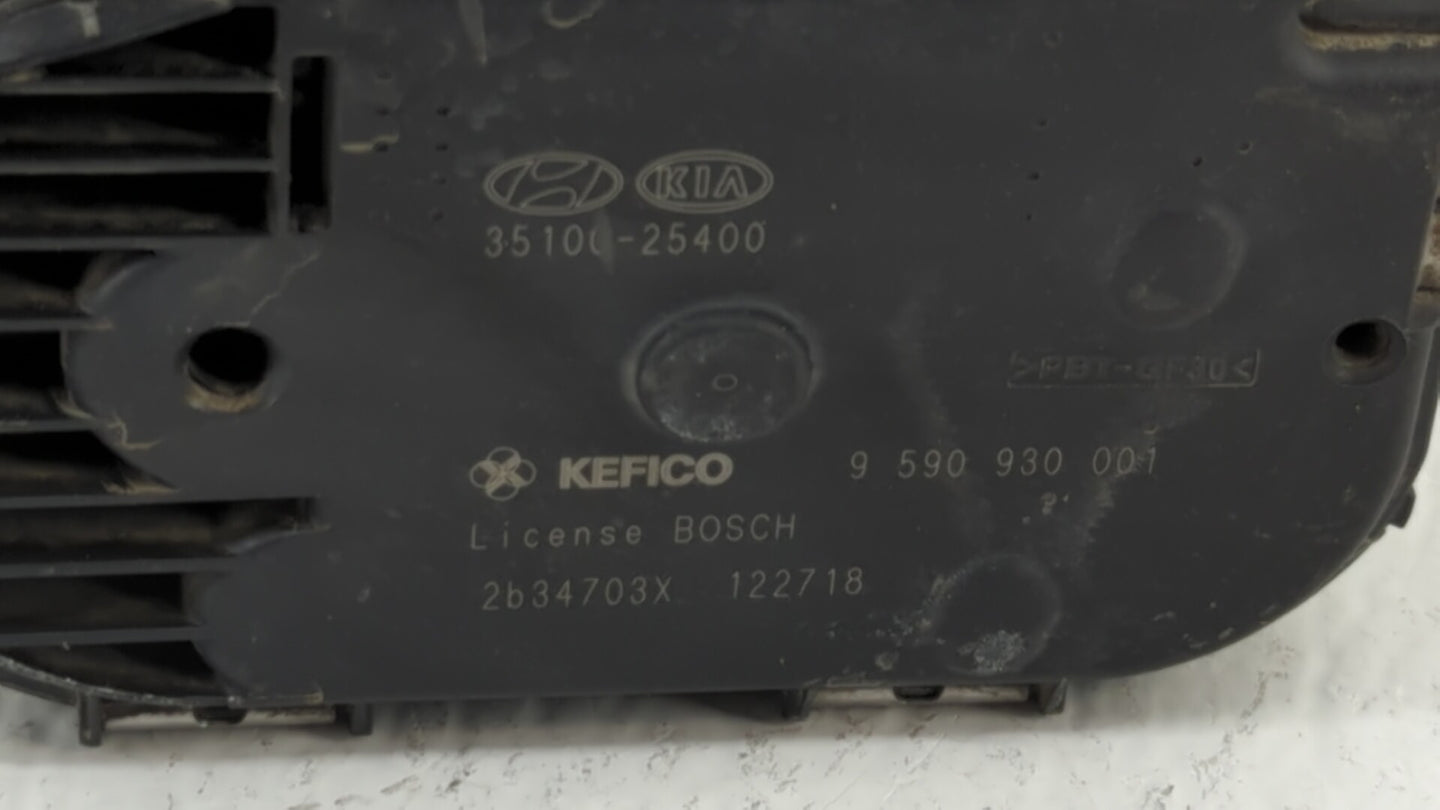 2011-2013 Kia Sportage Throttle Body P/N:35100-25400 35100-25200 Fits Fits 2006 2007 2008 2009 2010 2011 2012 2013 OEM Used 