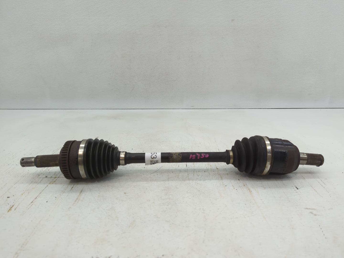 2011-2013 Kia Sportage Axle Shaft Front Driver Cv C/v - Oemusedautoparts1.com