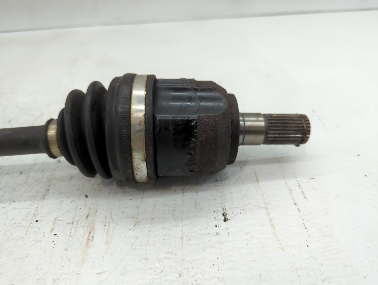 2011-2013 Kia Sportage Axle Shaft Front Driver Cv C/v - Oemusedautoparts1.com