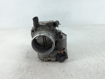 2011-2013 Kia Sportage Throttle Body P/N:35100-25400 Fits Fits 2006 2007 2008 2009 2010 2011 2012 2013 OEM Used Auto Parts -