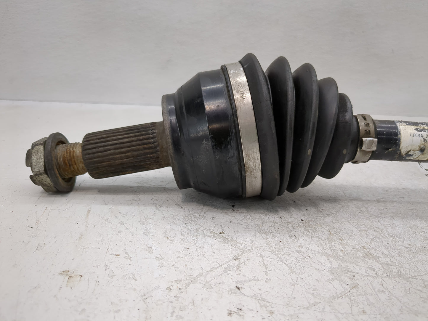 2015-2017 Land Rover Discovery Sport Axle Shaft Front Driver Cv C/v - Oemusedautoparts1.com