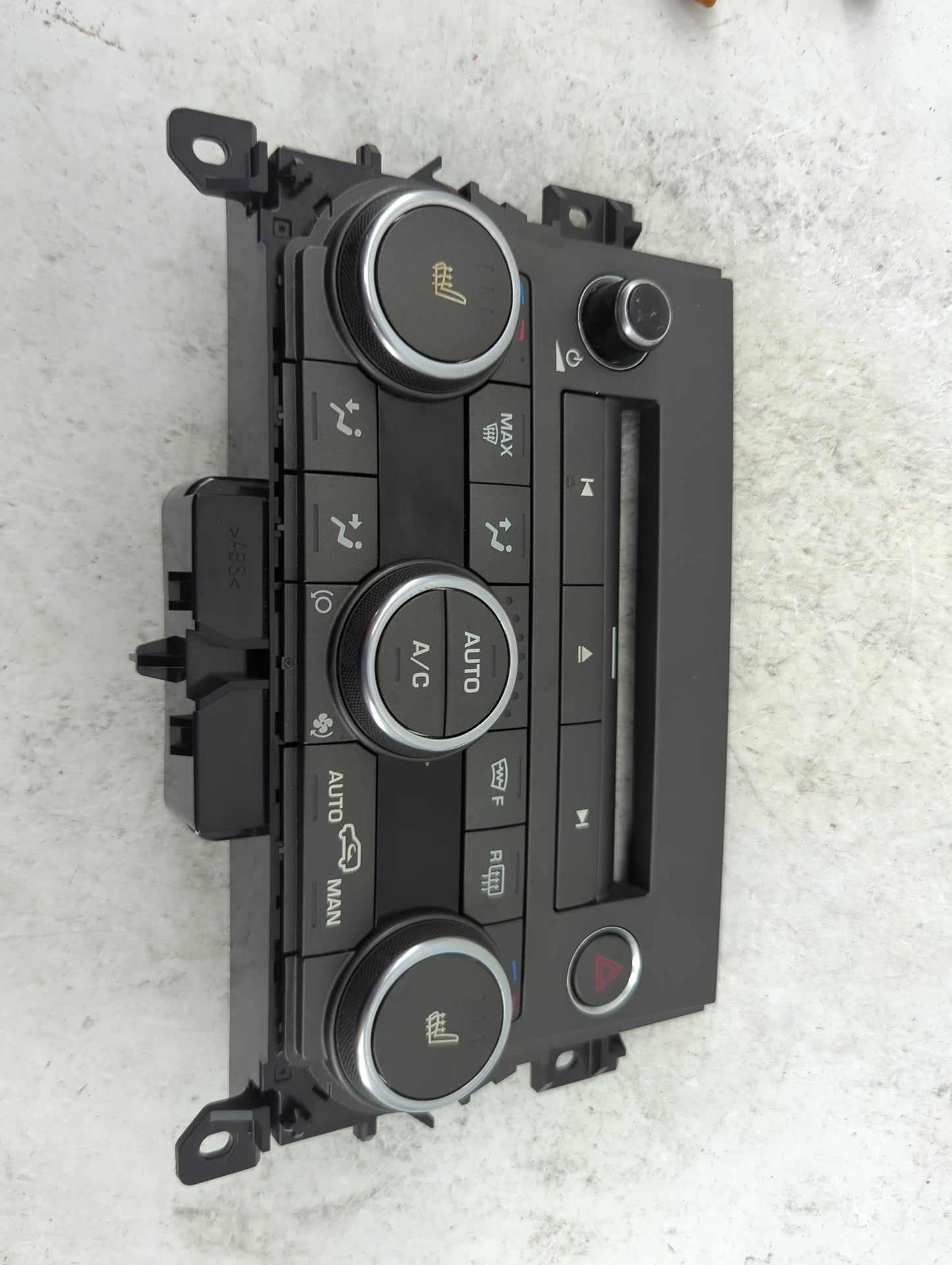 2013 Land Rover Evoque Climate Control Module Temperature AC/Heater Replacement P/N:BJ32-4C020-HC Fits Fits 2012 OEM Used Au