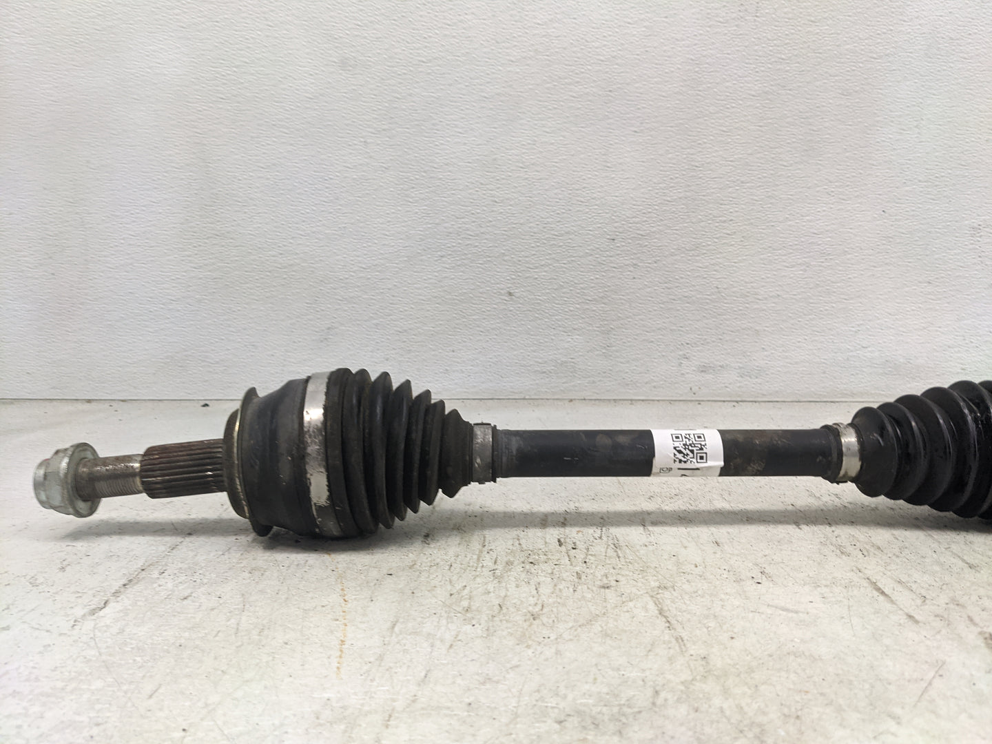 Land Rover Land Rover Axle Shaft Front Driver Cv C/v - Oemusedautoparts1.com