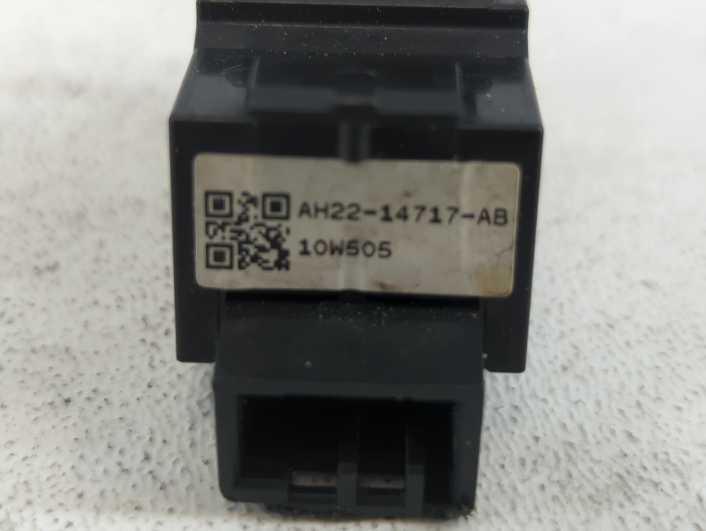 2013 Land Rover Land Rover Passenger Right Power Window Switch - Oemusedautoparts1.com