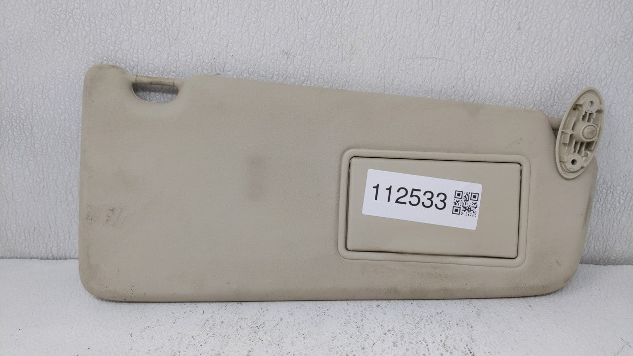 2013-2015 Land Rover Lr2 Sun Visor Shade Replacement Passenger Right Mirror Fits Fits 2013 2014 2015 OEM Used Auto Parts - O