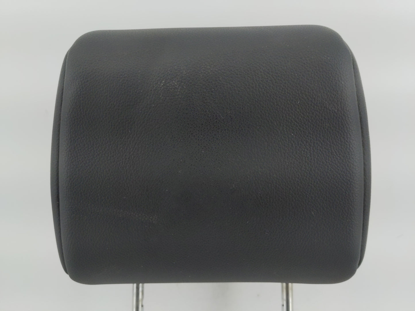 2013 Land Rover Lr2 Headrest Head Rest Rear Seat Fits OEM Used Auto Parts - Oemusedautoparts1.com