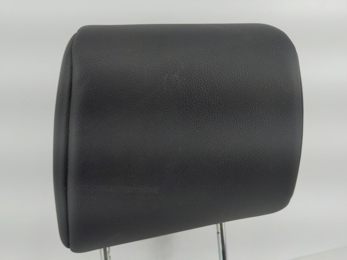 2013 Land Rover Lr2 Headrest Head Rest Rear Seat Fits OEM Used Auto Parts - Oemusedautoparts1.com
