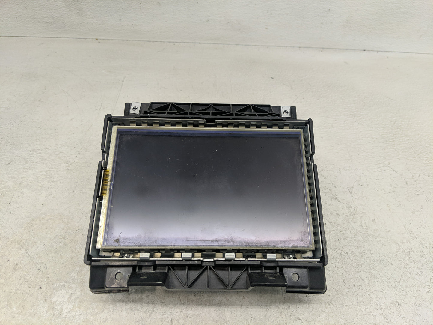 2013 Land Rover Lr2 Radio AM FM Cd Player Receiver Replacement Fits OEM Used Auto Parts - Oemusedautoparts1.com