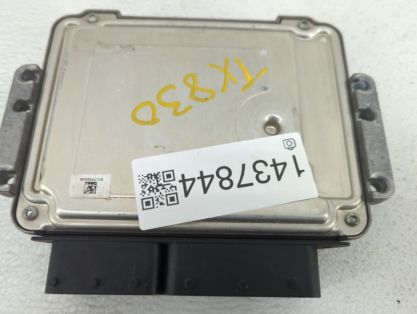 2013-2015 Land Rover Lr2 PCM Engine Control Computer ECU ECM PCU OEM P/N:BJ32-12B684-EQ9GE 0261S06504 Fits OEM Used Auto Par
