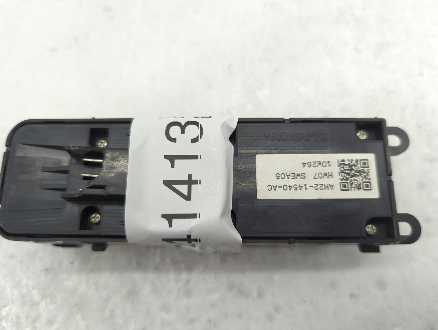 2011-2015 Land Rover Lr2 Master Power Window Switch Replacement Driver Side Left P/N:H22-14540-AC Fits OEM Used Auto Parts -