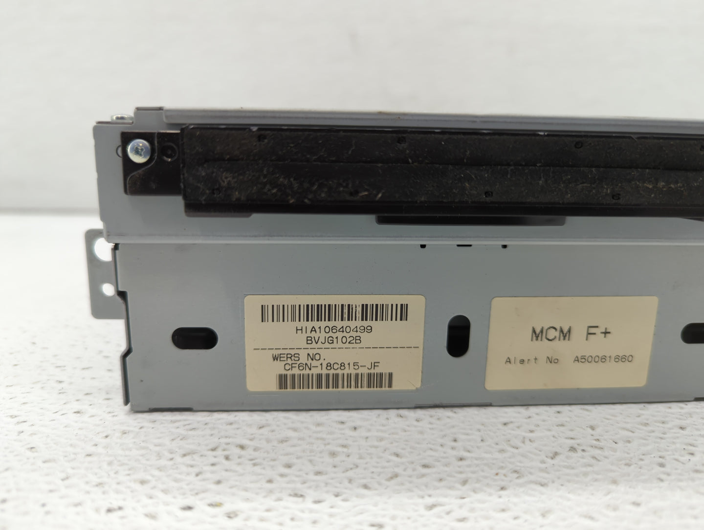 2013-2015 Land Rover Lr2 Am Fm Cd Player Radio Receiver - Oemusedautoparts1.com