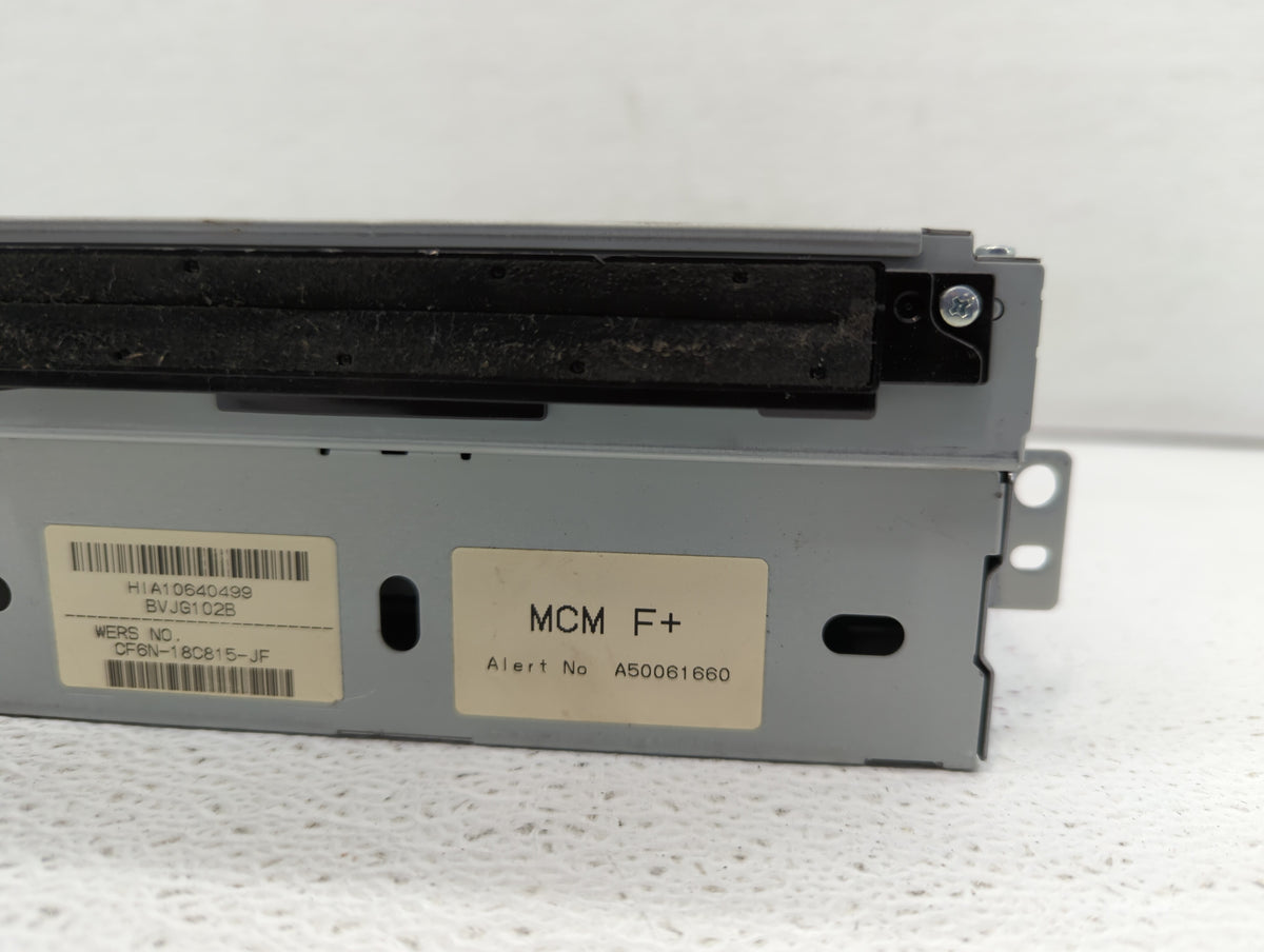2013-2015 Land Rover Lr2 Am Fm Cd Player Radio Receiver 440147 - Oemusedautoparts1.com