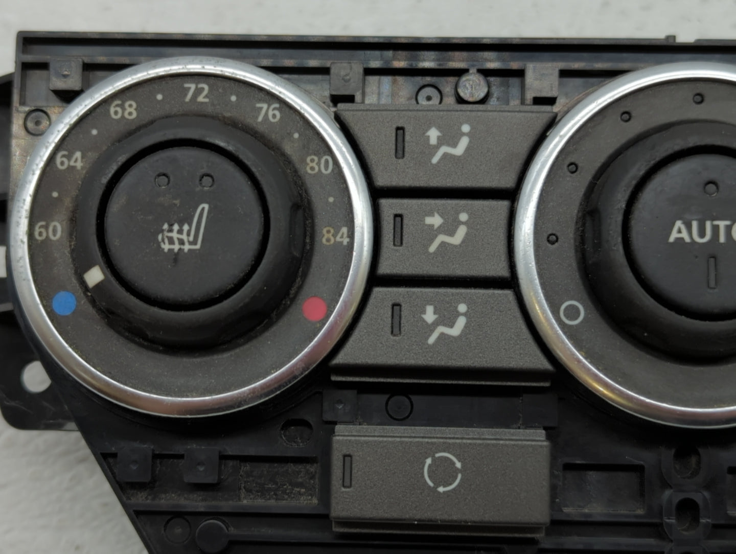 2013-2015 Land Rover Lr2 Climate Control Module Temperature AC/Heater Replacement P/N:DH52-14C239-RA Fits Fits 2013 2014 201