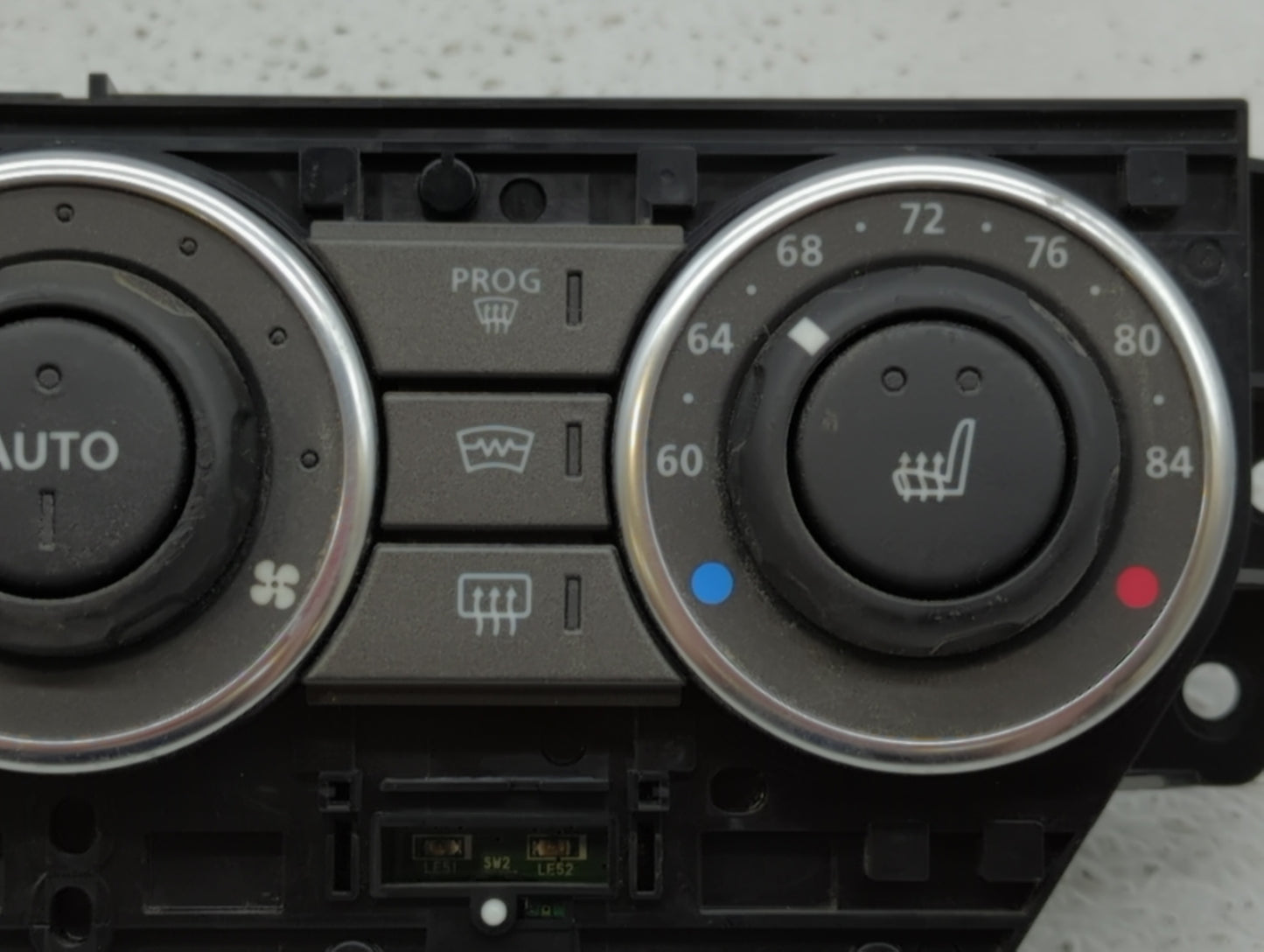 2013-2015 Land Rover Lr2 Climate Control Module Temperature AC/Heater Replacement P/N:DH52-14C239-RA Fits Fits 2013 2014 201