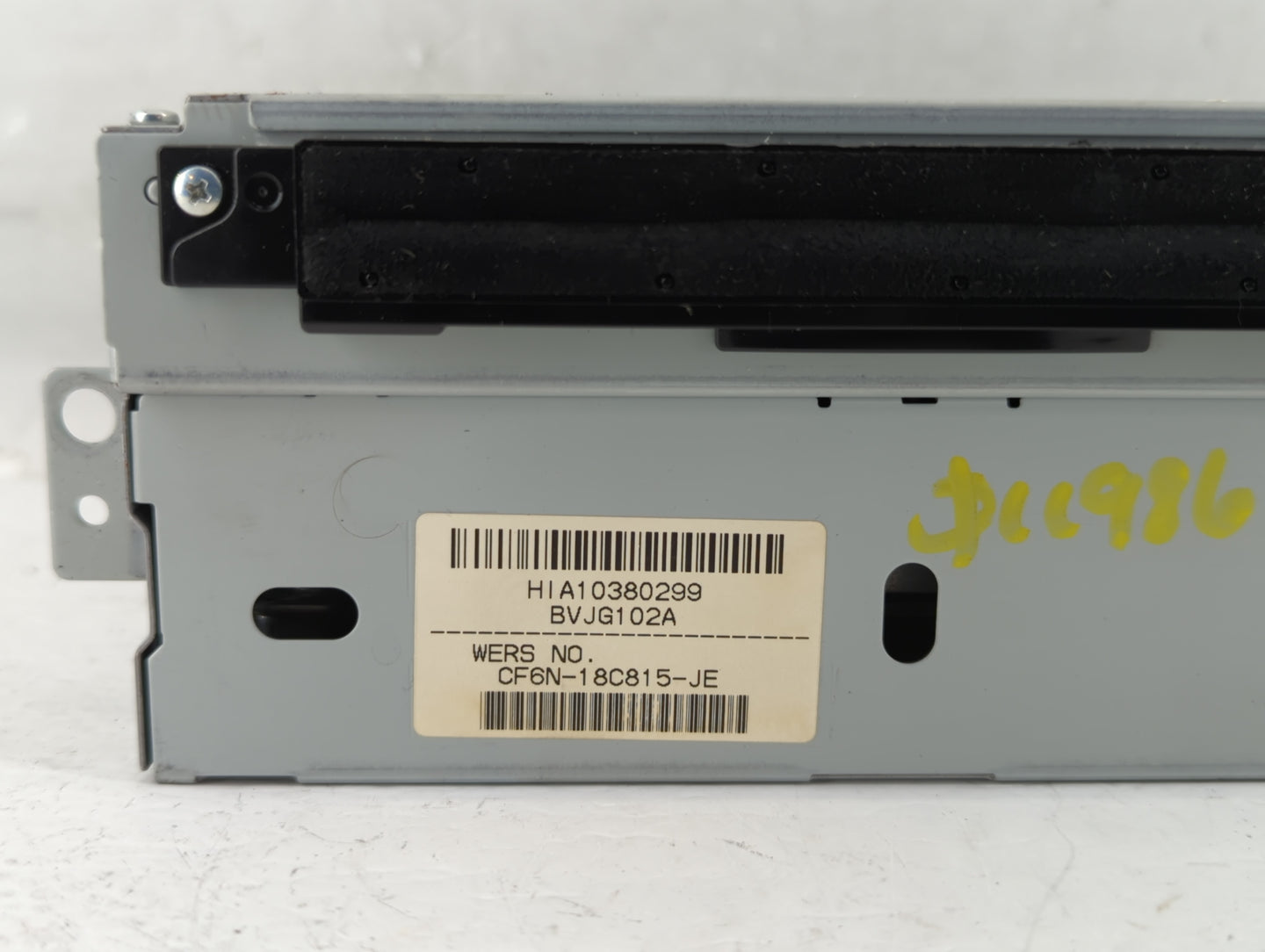 2013-2015 Land Rover Lr2 Am Fm Cd Player Radio Receiver - Oemusedautoparts1.com