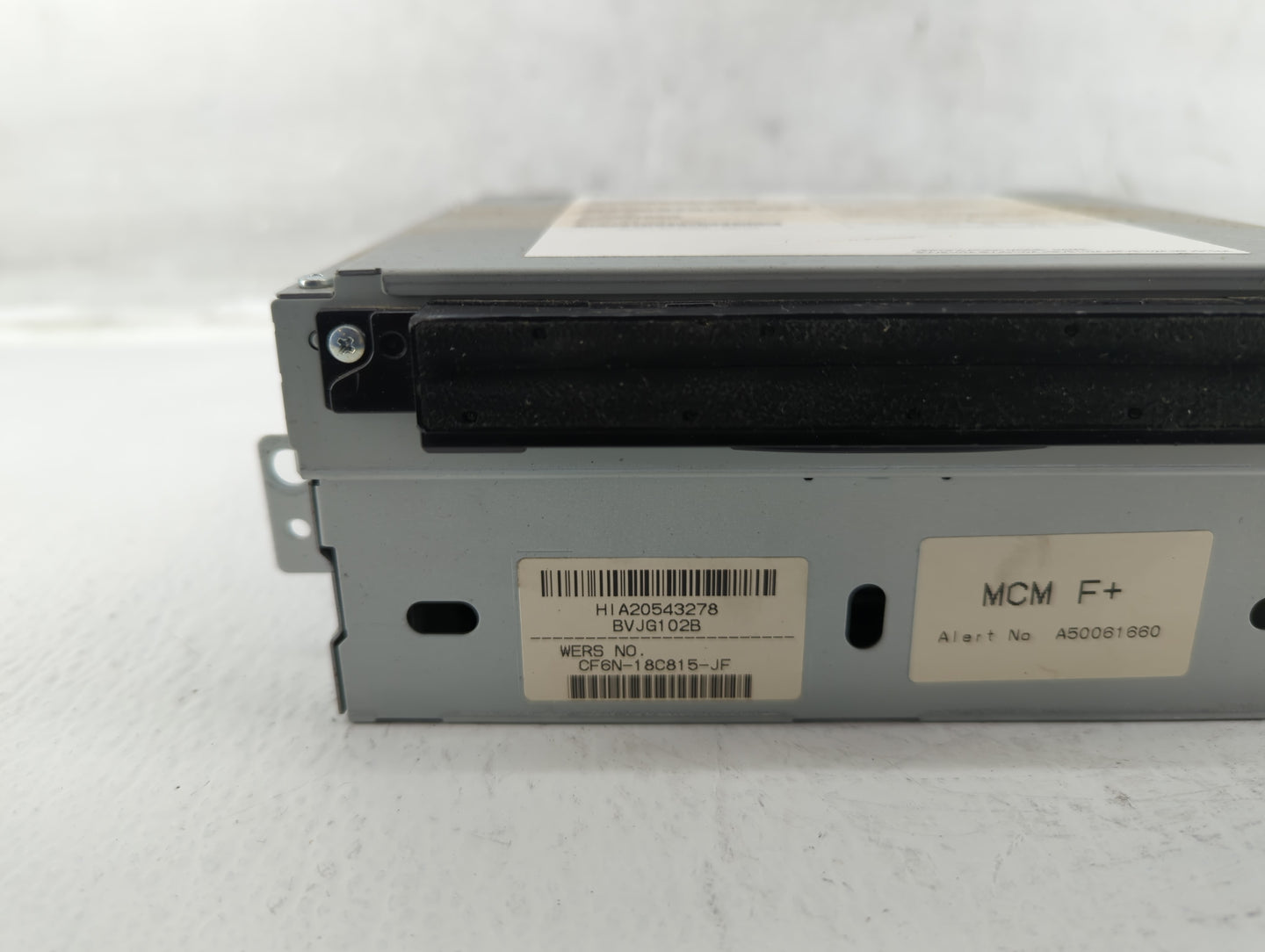 2013-2015 Land Rover Lr2 Am Fm Cd Player Radio Receiver - Oemusedautoparts1.com