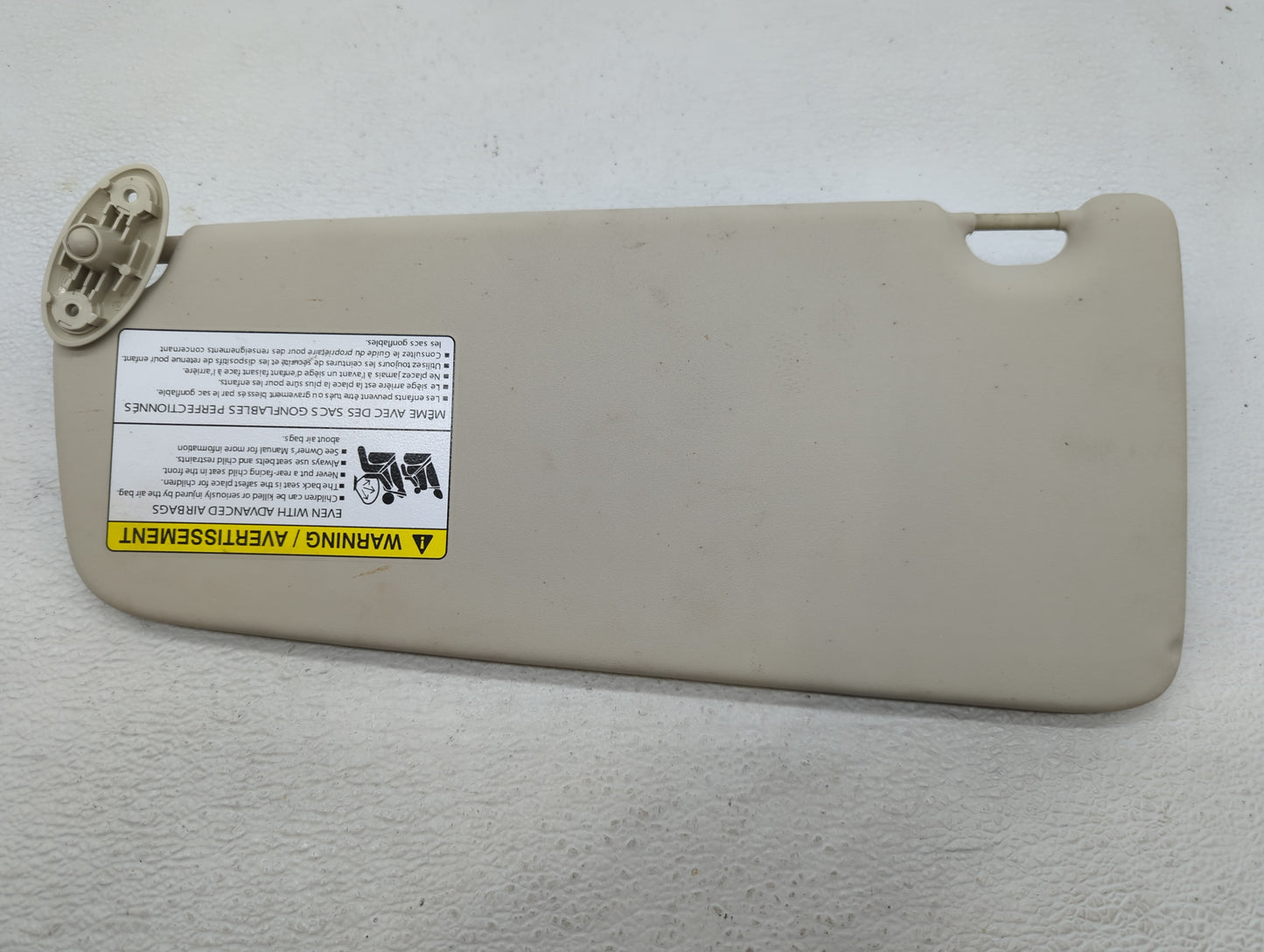 2013-2015 Land Rover Lr2 Sun Visor Shade Replacement Passenger Right Mirror Fits Fits 2013 2014 2015 OEM Used Auto Parts - O