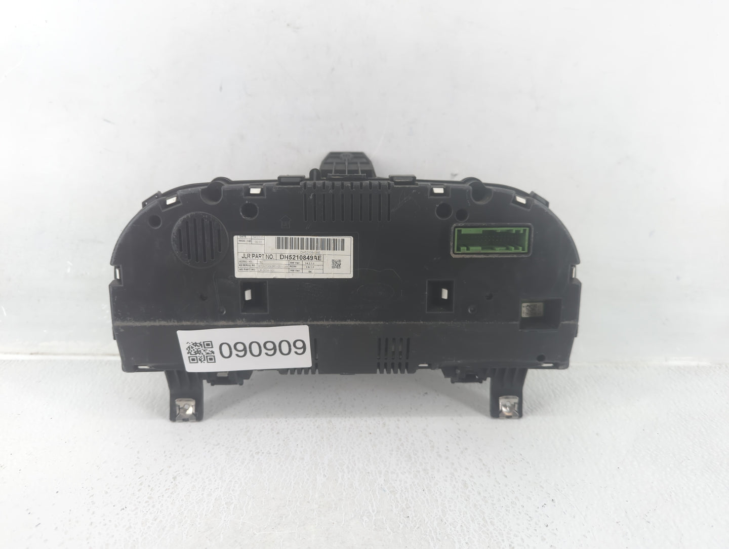 2013-2015 Land Rover Lr2 Instrument Cluster Speedometer Gauges P/N:DH5210849AE Fits Fits 2013 2014 2015 OEM Used Auto Parts 
