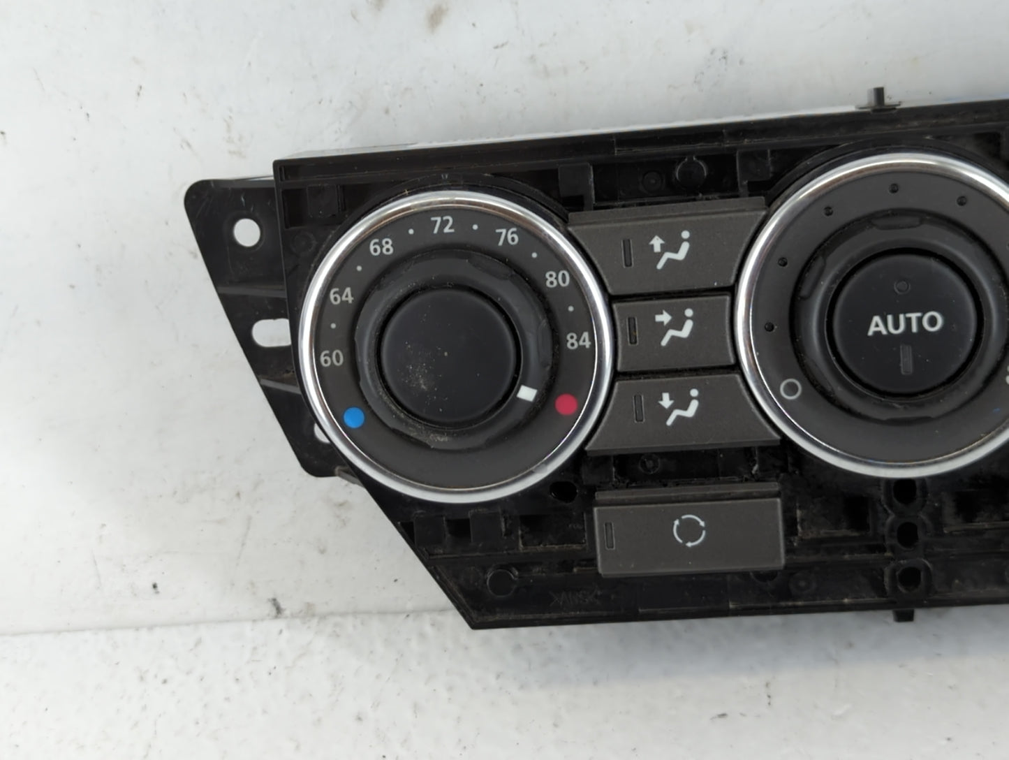 2013-2015 Land Rover Lr2 Climate Control Module Temperature AC/Heater Replacement P/N:DH52-14C239-NA Fits Fits 2013 2014 201