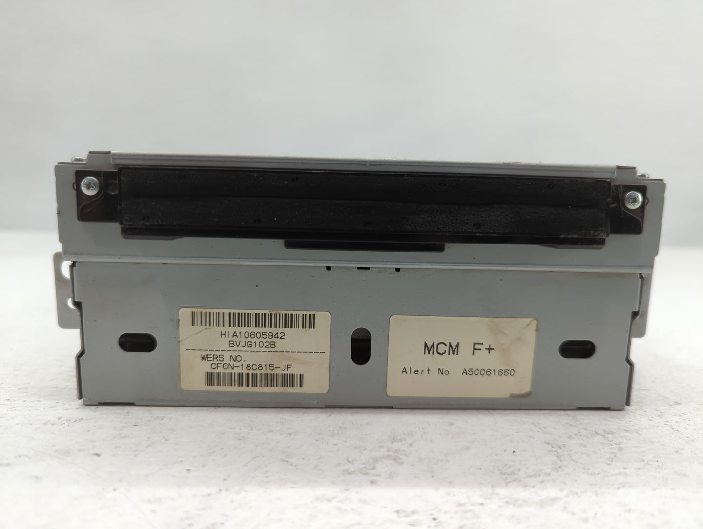 2013-2015 Land Rover Lr2 Am Fm Cd Player Radio Receiver - Oemusedautoparts1.com