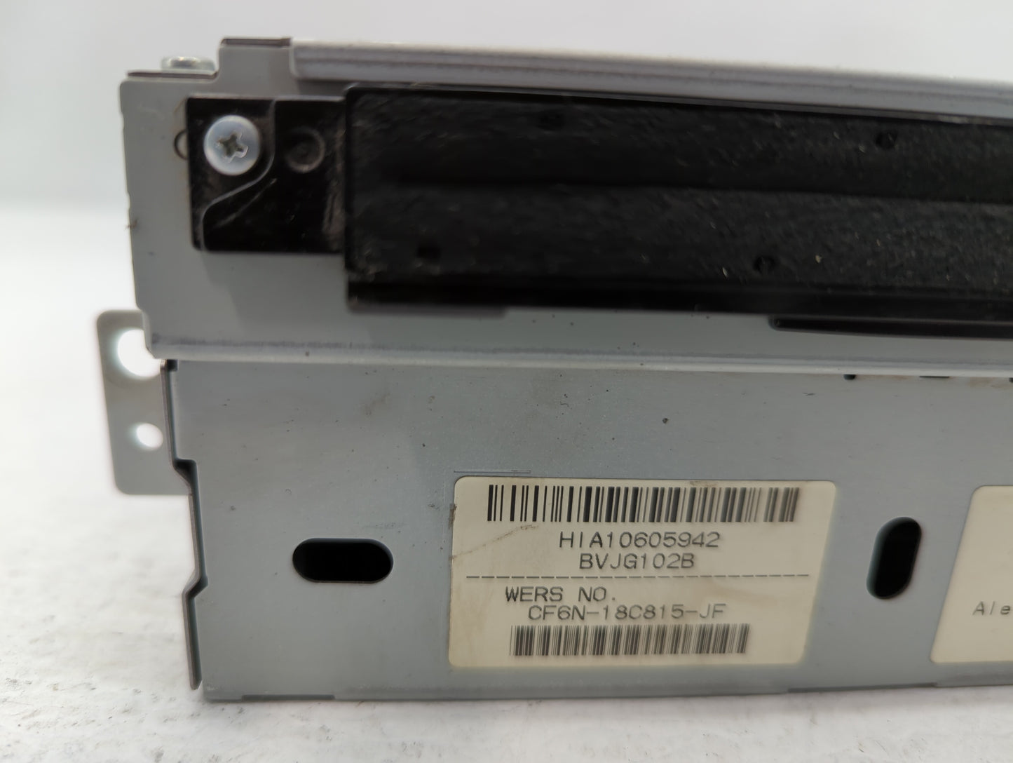 2013-2015 Land Rover Lr2 Am Fm Cd Player Radio Receiver - Oemusedautoparts1.com