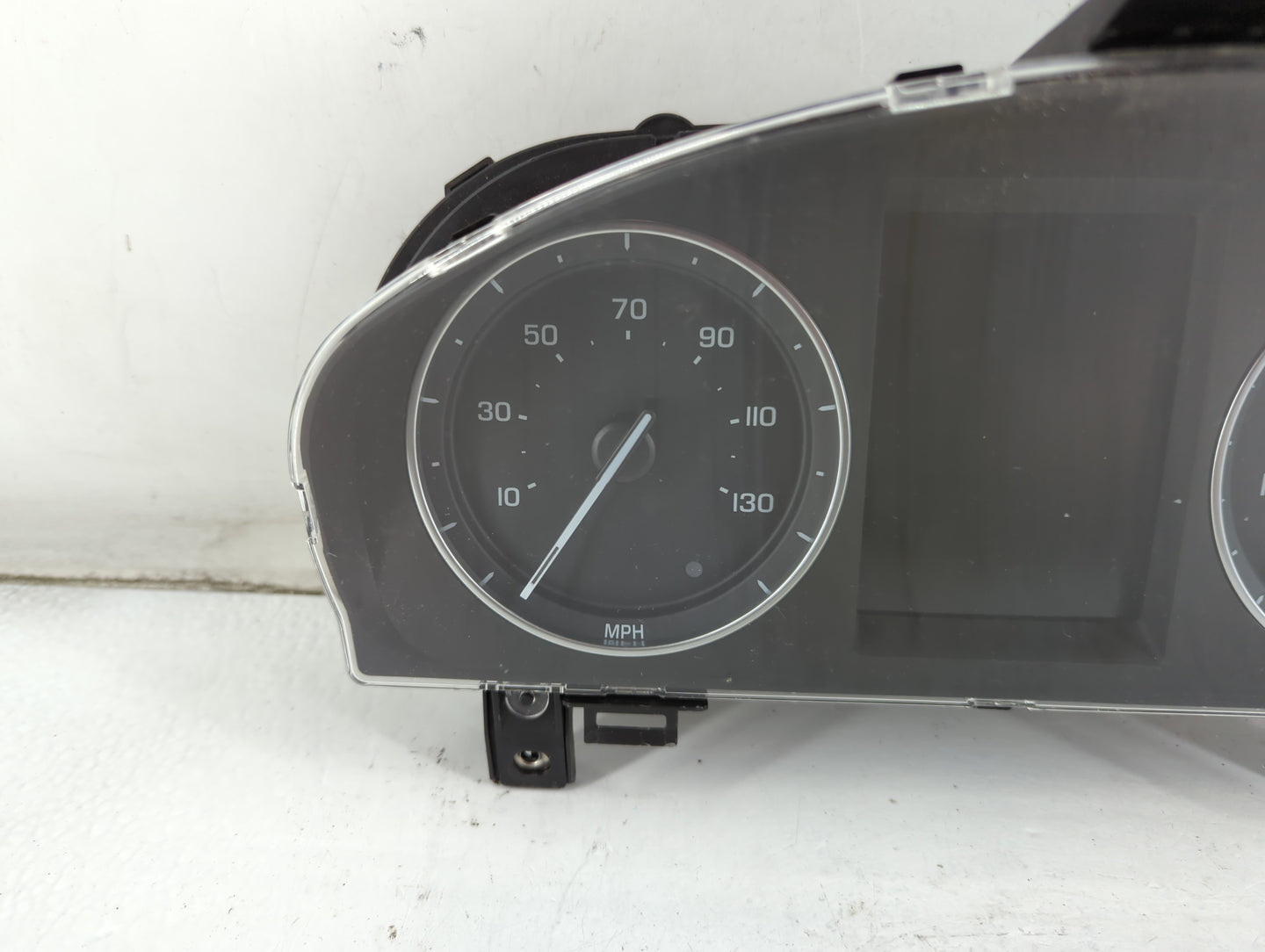 2013-2015 Land Rover Lr2 Instrument Cluster Speedometer Gauges P/N:DH5210849AE JLR Fits Fits 2013 2014 2015 OEM Used Auto Pa