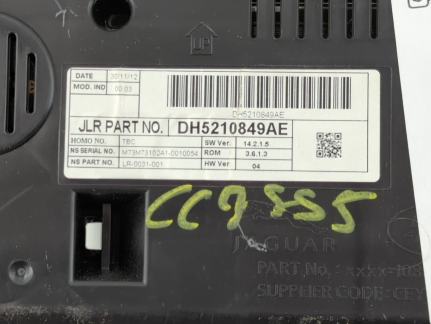 2013-2015 Land Rover Lr2 Instrument Cluster Speedometer Gauges P/N:DH5210849AE JLR Fits Fits 2013 2014 2015 OEM Used Auto Pa
