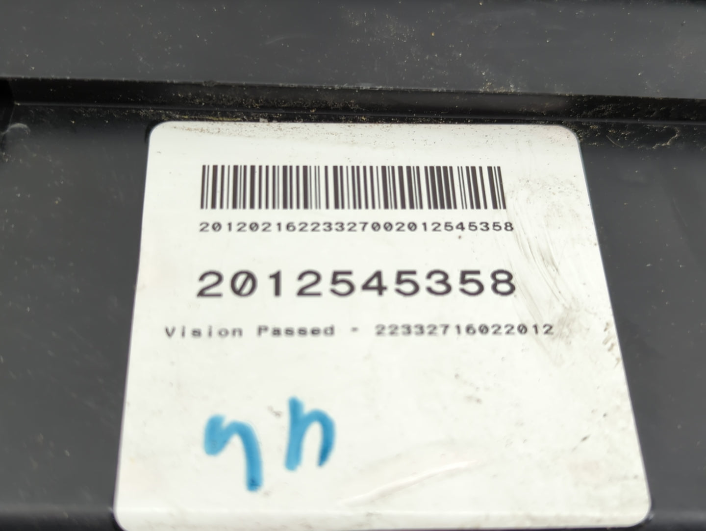 2010-2013 Land Rover Lr4 Fusebox Fuse Box Panel Relay Module P/N:CH22-14290-BB Fits Fits 2010 2011 2012 2013 OEM Used Auto P