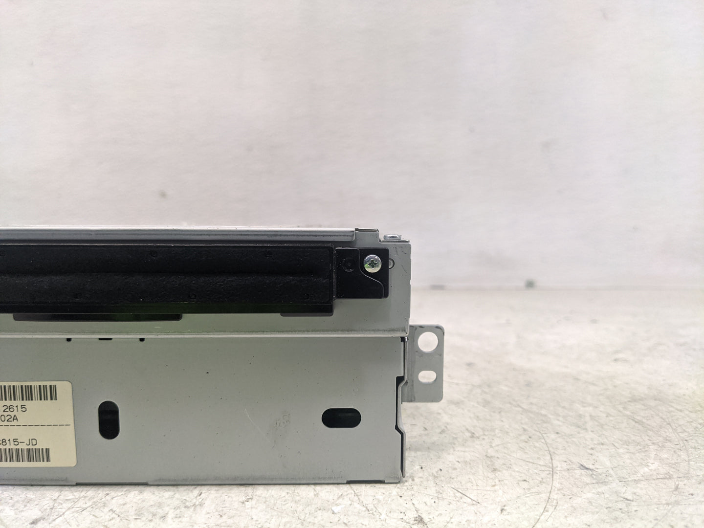 2013 Land Rover Lr4 Radio AM FM Cd Player Receiver Replacement P/N:CF6N-18C815-JD Fits OEM Used Auto Parts - Oemusedautopart