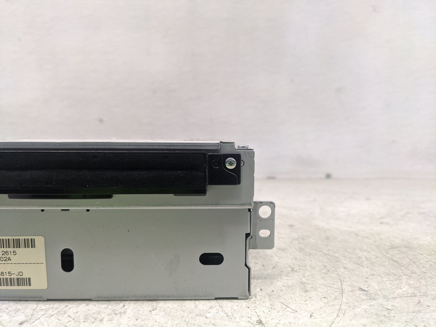 2013 Land Rover Lr4 Radio AM FM Cd Player Receiver Replacement P/N:CF6N-18C815-JD Fits OEM Used Auto Parts - Oemusedautopart