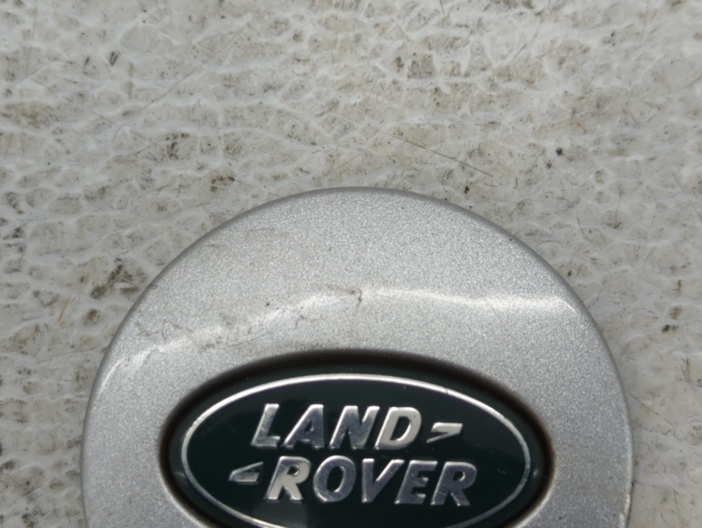 2013 Land Rover Lr4 Rim Wheel Center Cap - Oemusedautoparts1.com