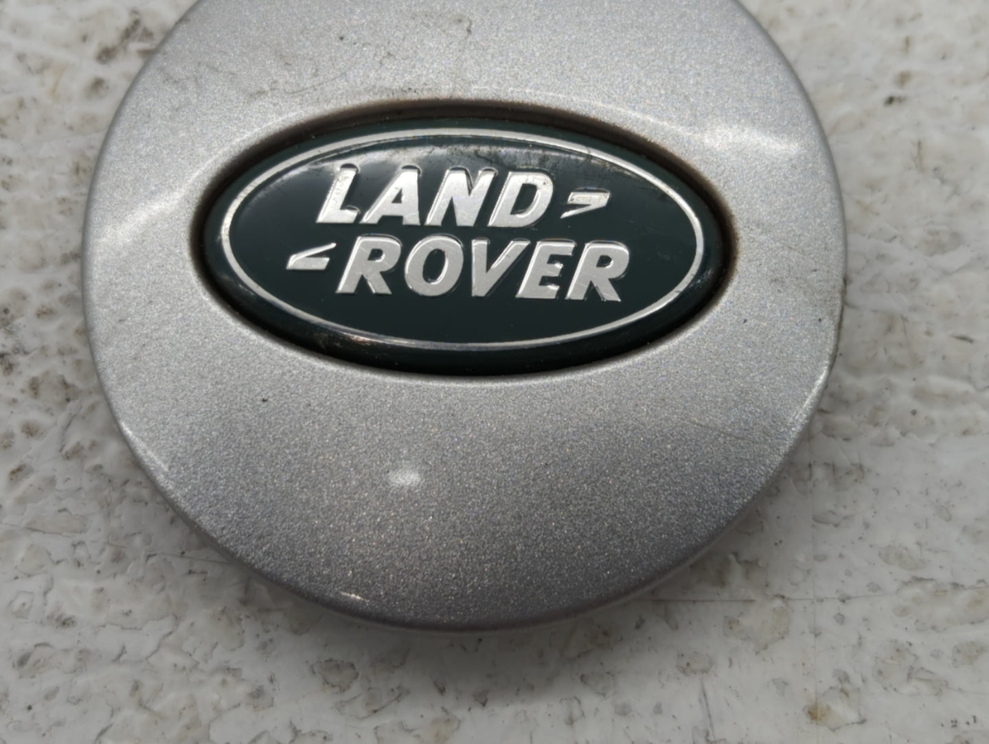 2013 Land Rover Lr4 Rim Wheel Center Cap - Oemusedautoparts1.com