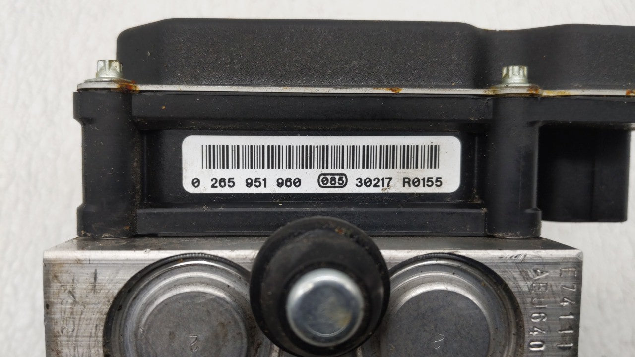 2013 Land Rover Range Rover ABS Pump Control Module Replacement P/N:DH22-2C405-AC Fits OEM Used Auto Parts - Oemusedautopart