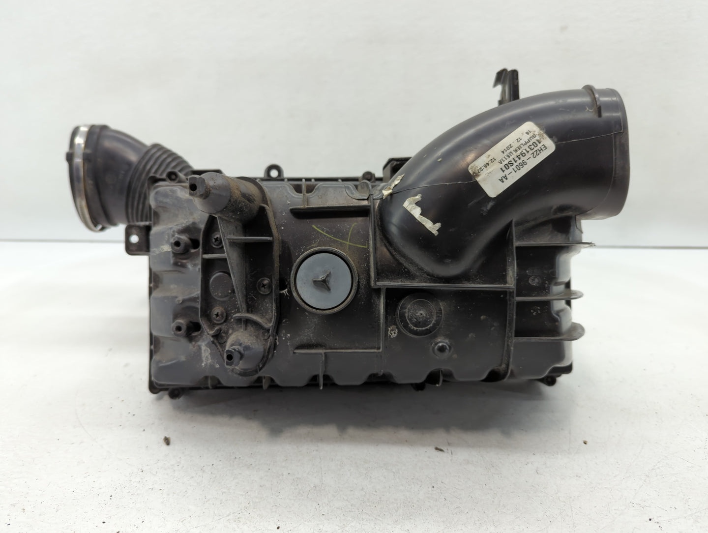 2013-2013 Land Rover Range Rover Air Cleaner Intake-duct Hose Tube - Oemusedautoparts1.com
