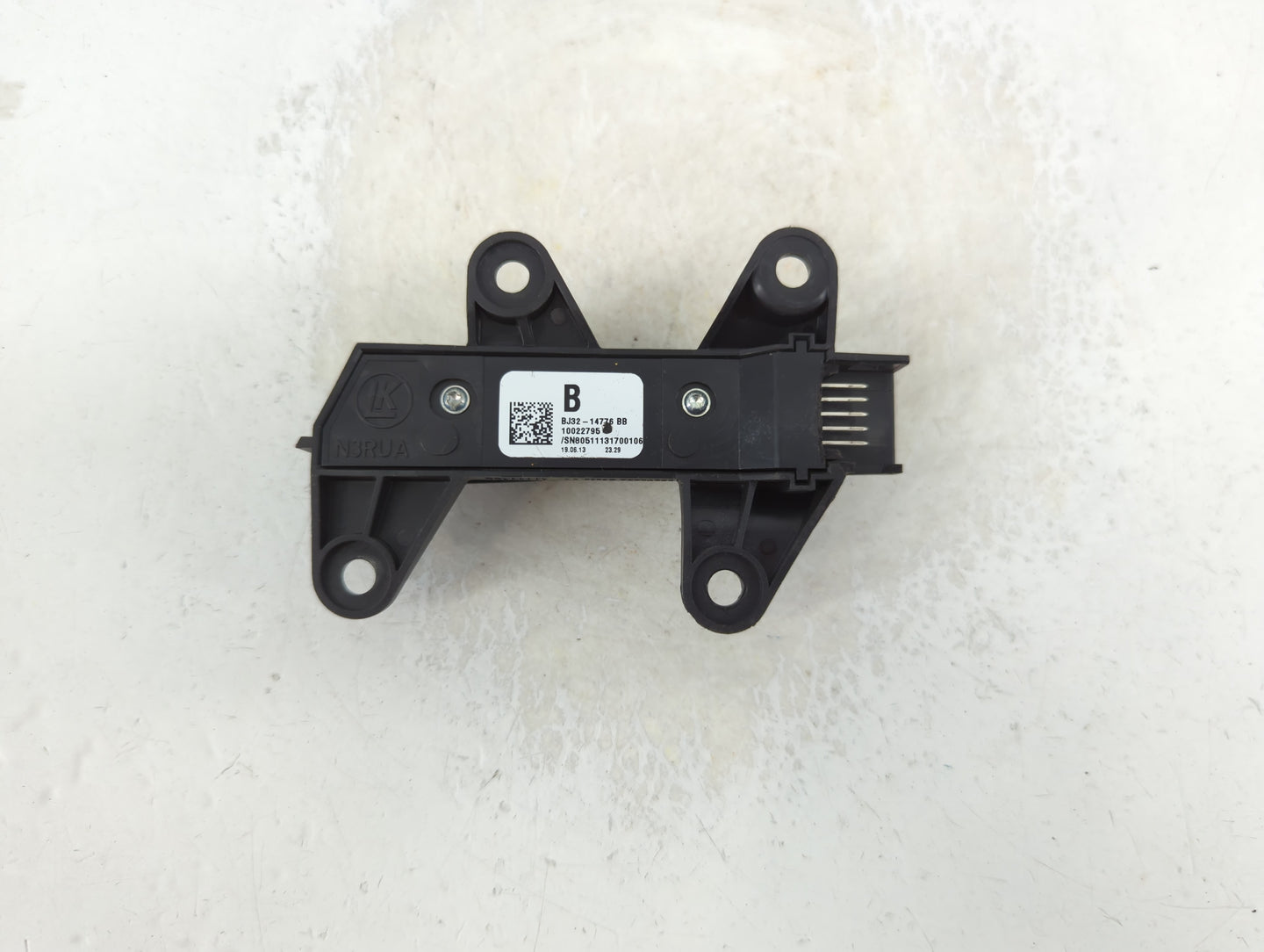 2012-2019 Land Rover Range Rover Evoque Master Power Window Switch Replacement Driver Side Left P/N:BJ32-14776 BB Fits OEM U