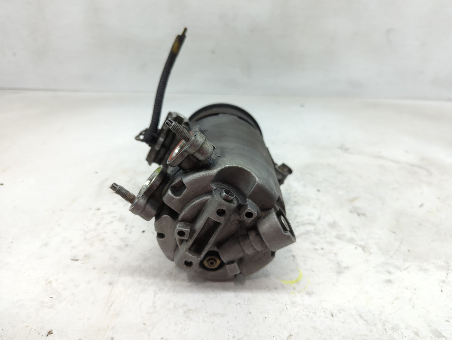 2012 Range Rover Evoque Air Conditioning A/c Ac Compressor Oem - Oemusedautoparts1.com