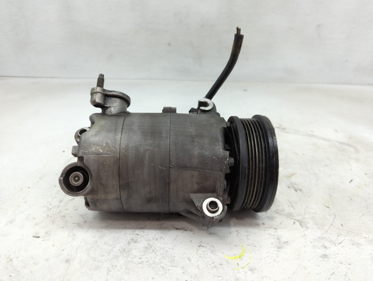 2012 Range Rover Evoque Air Conditioning A/c Ac Compressor Oem - Oemusedautoparts1.com