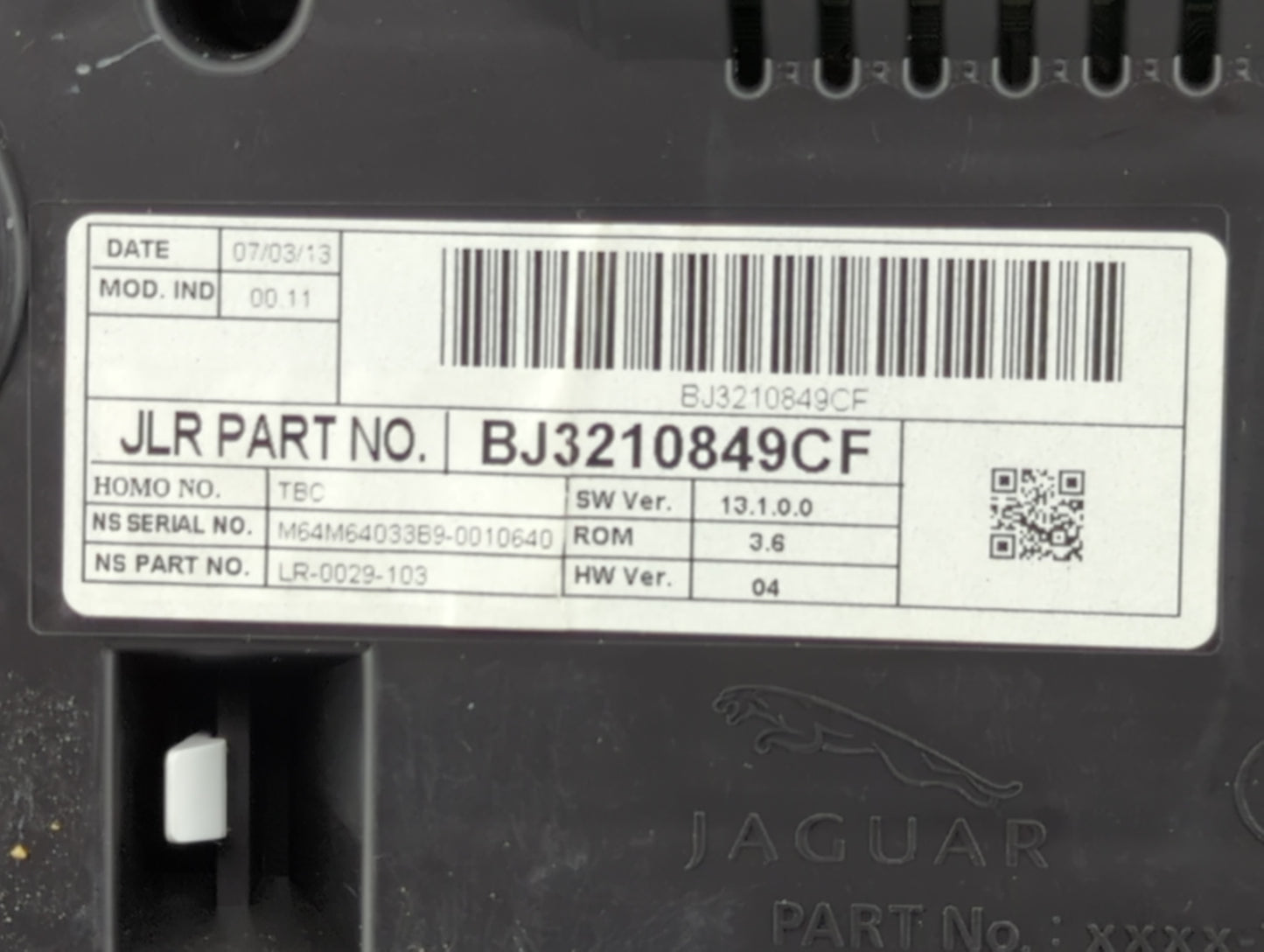 2013 Land Rover Range Rover Evoque Instrument Cluster Speedometer Gauges P/N:BJ3210849CF Fits Fits 2014 2015 2016 OEM Used A