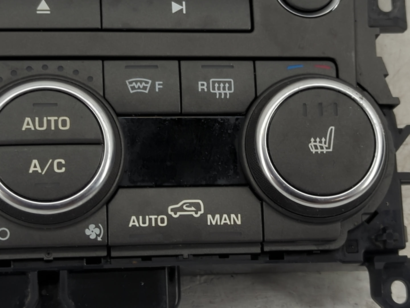 2012-2013 Land Rover Range Rover Evoque Climate Control Module Temperature AC/Heater Replacement P/N:121102-03 Fits Fits 201