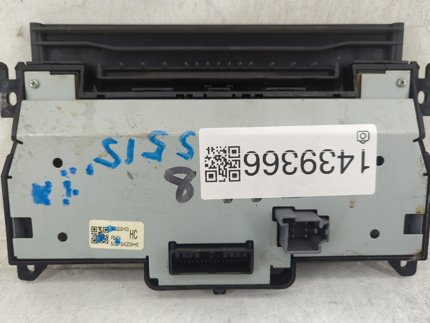 2012-2013 Land Rover Range Rover Evoque Climate Control Module Temperature AC/Heater Replacement P/N:121102-03 Fits Fits 201