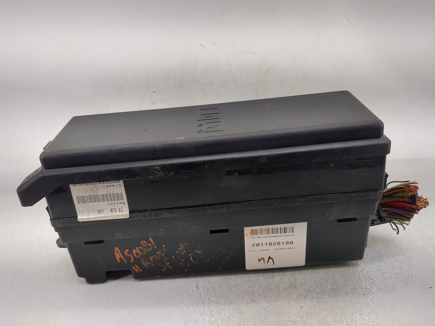 2010-2013 Land Rover Range Rover Sport Fusebox Fuse Box Panel Relay Module P/N:BH32-14290-EC Fits Fits 2010 2011 2012 2013 O