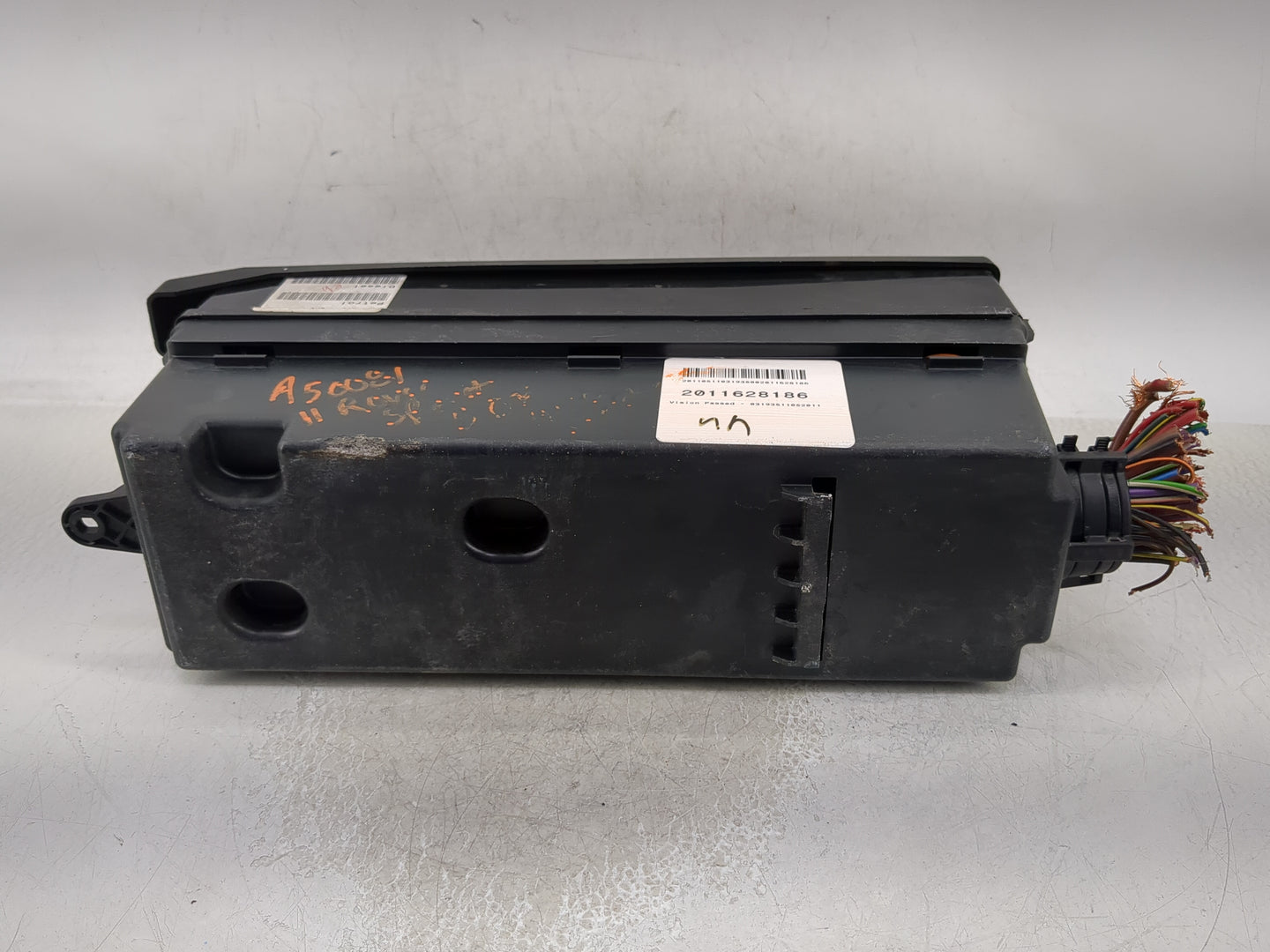2010-2013 Land Rover Range Rover Sport Fusebox Fuse Box Panel Relay Module P/N:BH32-14290-EC Fits Fits 2010 2011 2012 2013 O