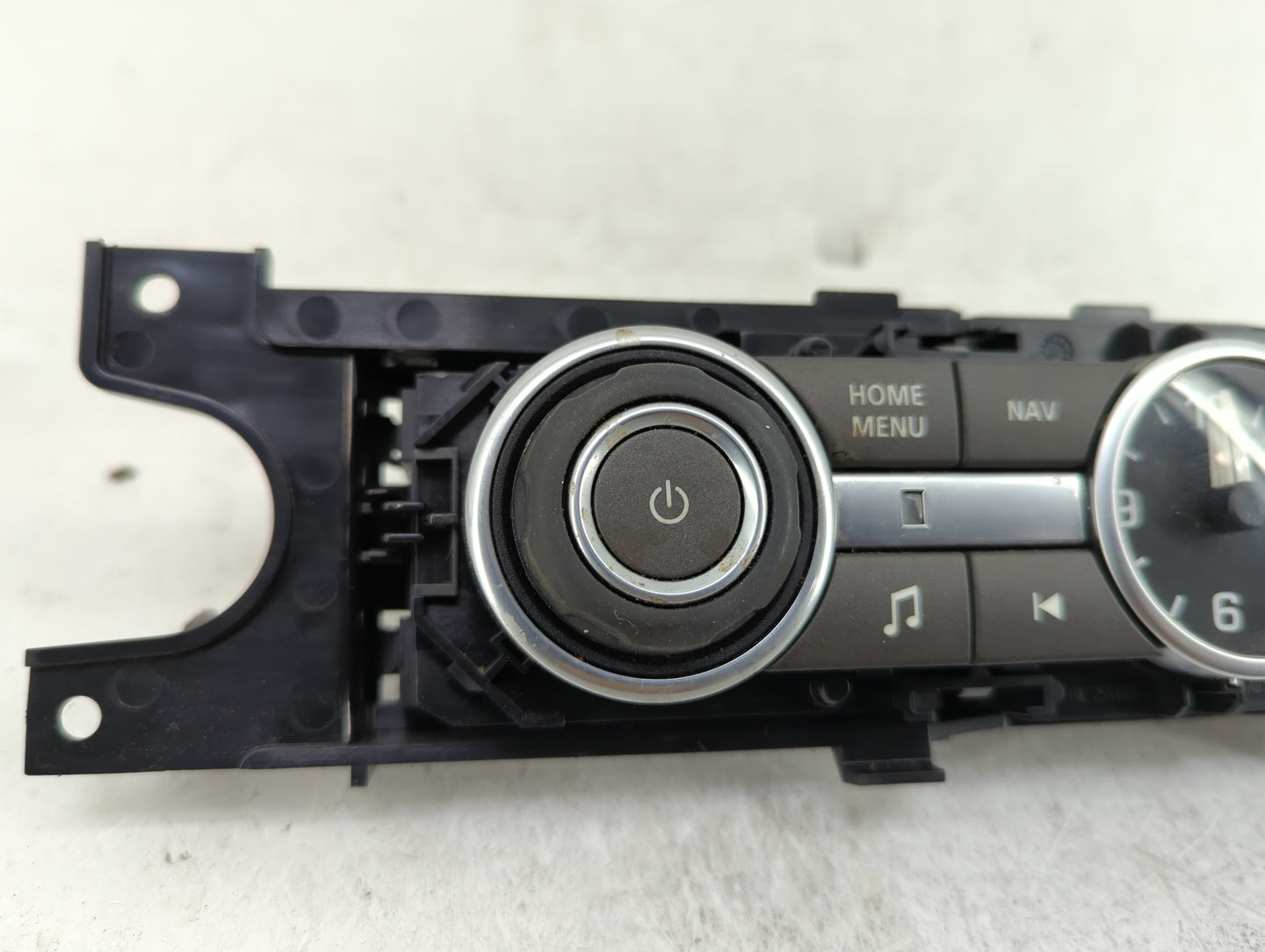 2010-2013 Land Rover Range Rover Sport Radio AM FM Cd Player Receiver Replacement P/N:CH22-18C858-BB Fits OEM Used Auto Part