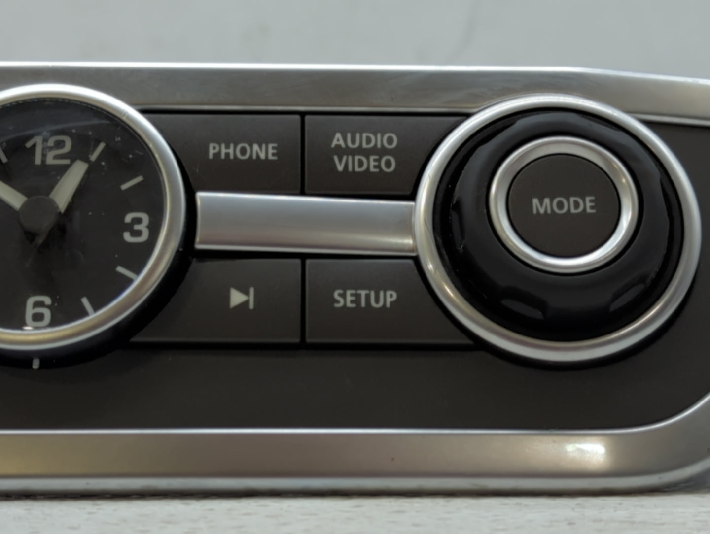 2010-2013 Land Rover Range Rover Sport Radio Control Panel - Oemusedautoparts1.com